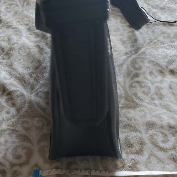 NWT New Chanel 2018 Black Metallic Quilted Leather Hobo Messenger Bag Authentic - Picture 11 of 11